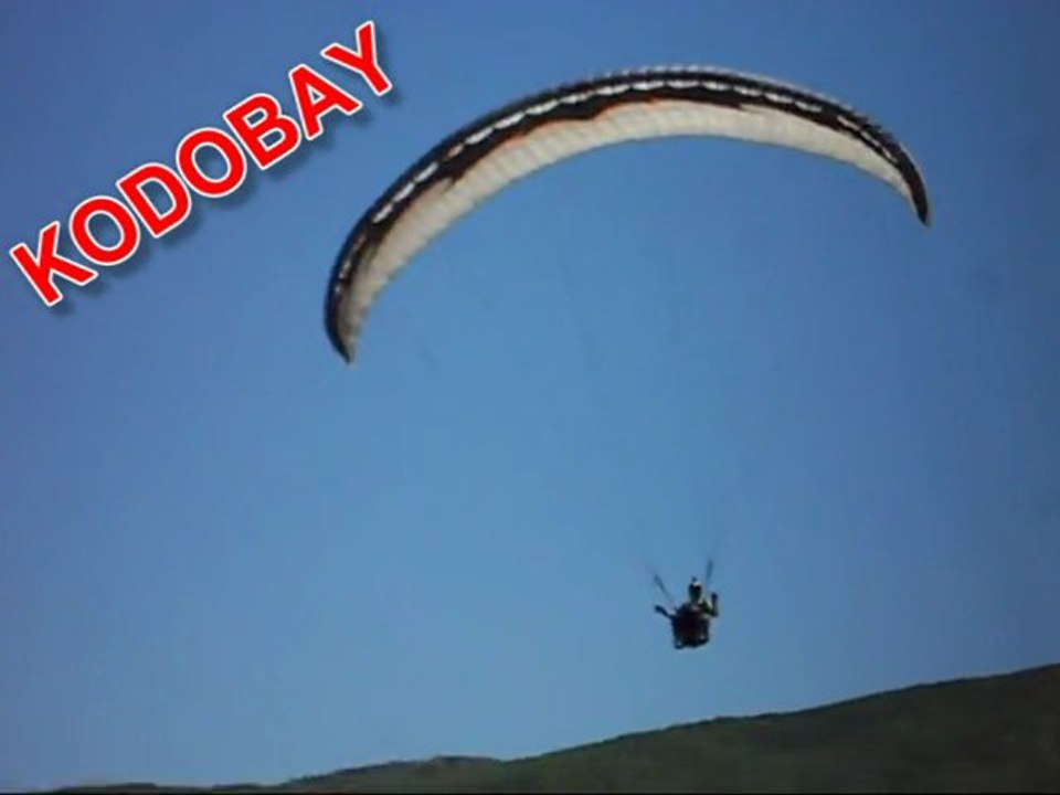 YAMAÇ PARAŞÜTÜ İLE KODOBAY & EKİBİ UÇUYOR