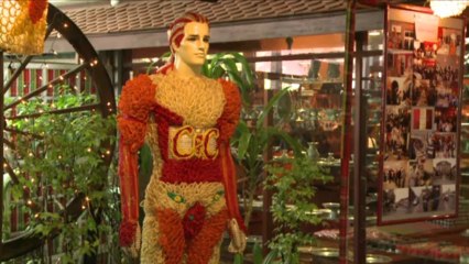 Dans les restos thaïs, les poulets volent et les robots dansent