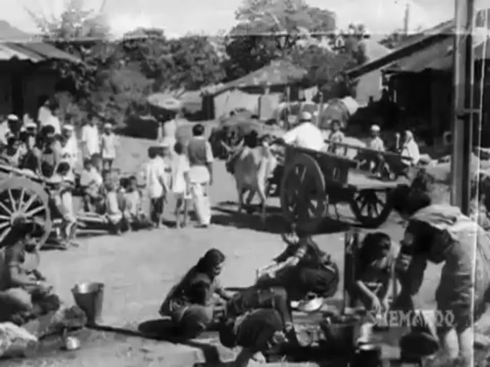 Awara Hoon - Raj Kapoor - Awaara - Mukesh - Shankar Jaikishan - Evergreen Hindi Songs