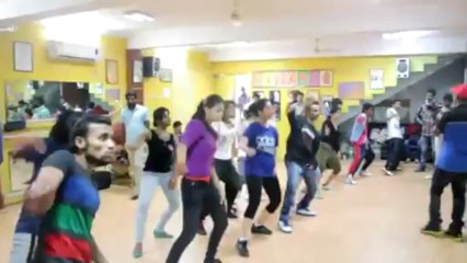 Dance Rehearsal's Of Iddarammayilatho Audio Release Exclusive