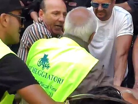 Napoli - La protesta dei disabili (02.07.13)