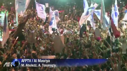 Egypte: Mohamed Morsi se drape dans sa "légitimité"