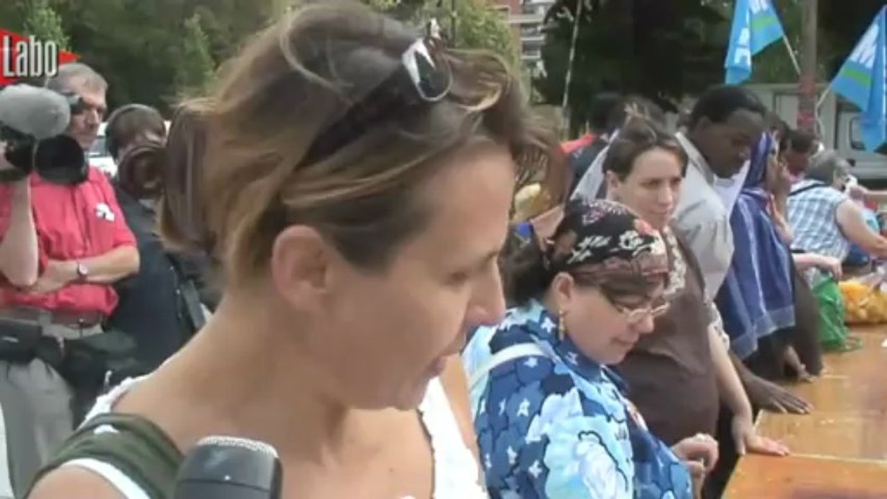 Des fruits pas chers contre les grosses légumes de la distribution