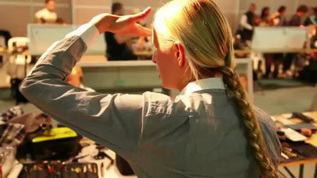 Dans les coulisses du défilé Hermès