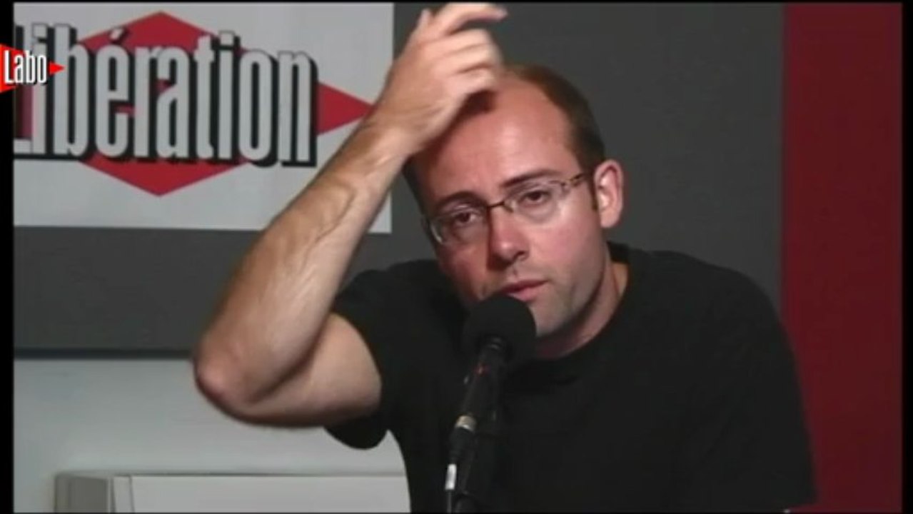 «Les éléments de langage en politique sont de la langue de bois moderne»