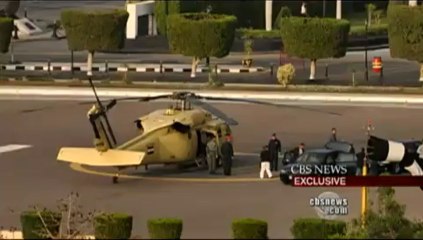 Le départ de Moubarak en hélicoptère