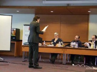 Triche aux échecs: l'avocat d'Arnaud Hauchard contre-attaque... à sa manière.