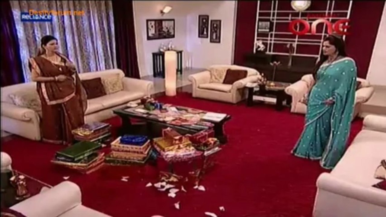 Jhilmil Sitaron Ka Aangan Hoga 3rd July 2013 Video Watch pt1