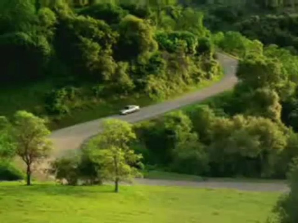 Acidente de carro muito estranho!