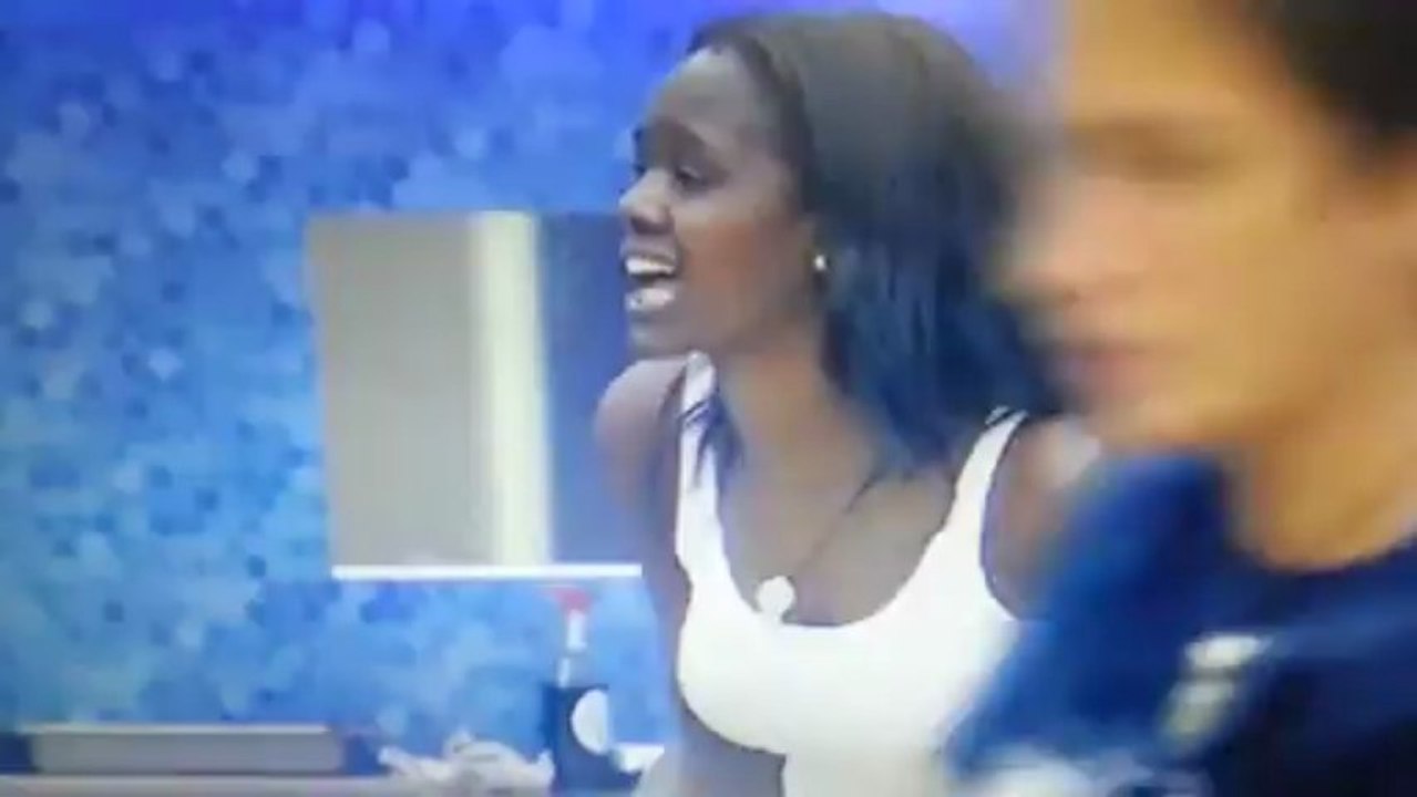 טהוניה מהאח הגדול אומרת לדורין שהיא אישה נשואה שמתנהגת כמו פרוצה