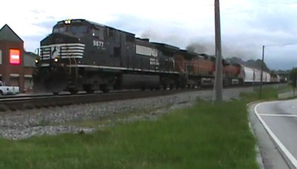 Norfolk Southern mixed freight northwest through Austell Ga.