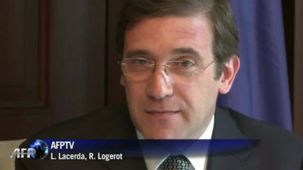 Governo de Portugal tenta superar crise política