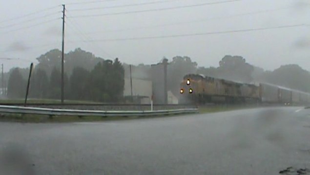 Union Pacific autorack and intermodal train east through Austell Ga.