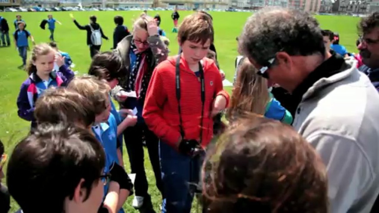 MIchel Desjoyeaux et TBS rencontrent les enfants de Dieppe