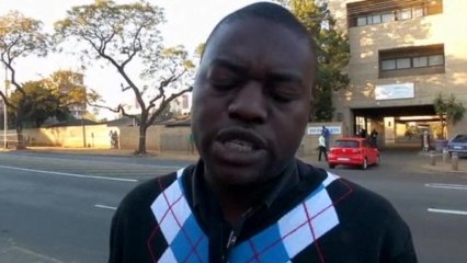 Support for ailing Mandela outside hospital