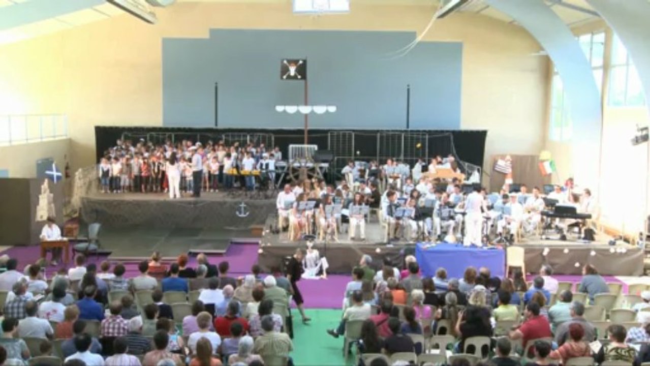 Le Bourdon - Spectacle de fin d'année de l'antenne du Pays Tarusate - Conservatoire des Landes