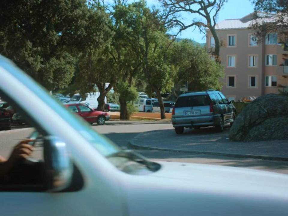 Les Apaches, bande-annonce, sortie le 14 Aout 2013