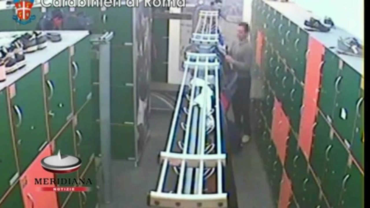 Preso il Lupin dei circoli sportivi romani, alle auto normali preferiva quelle dei vip