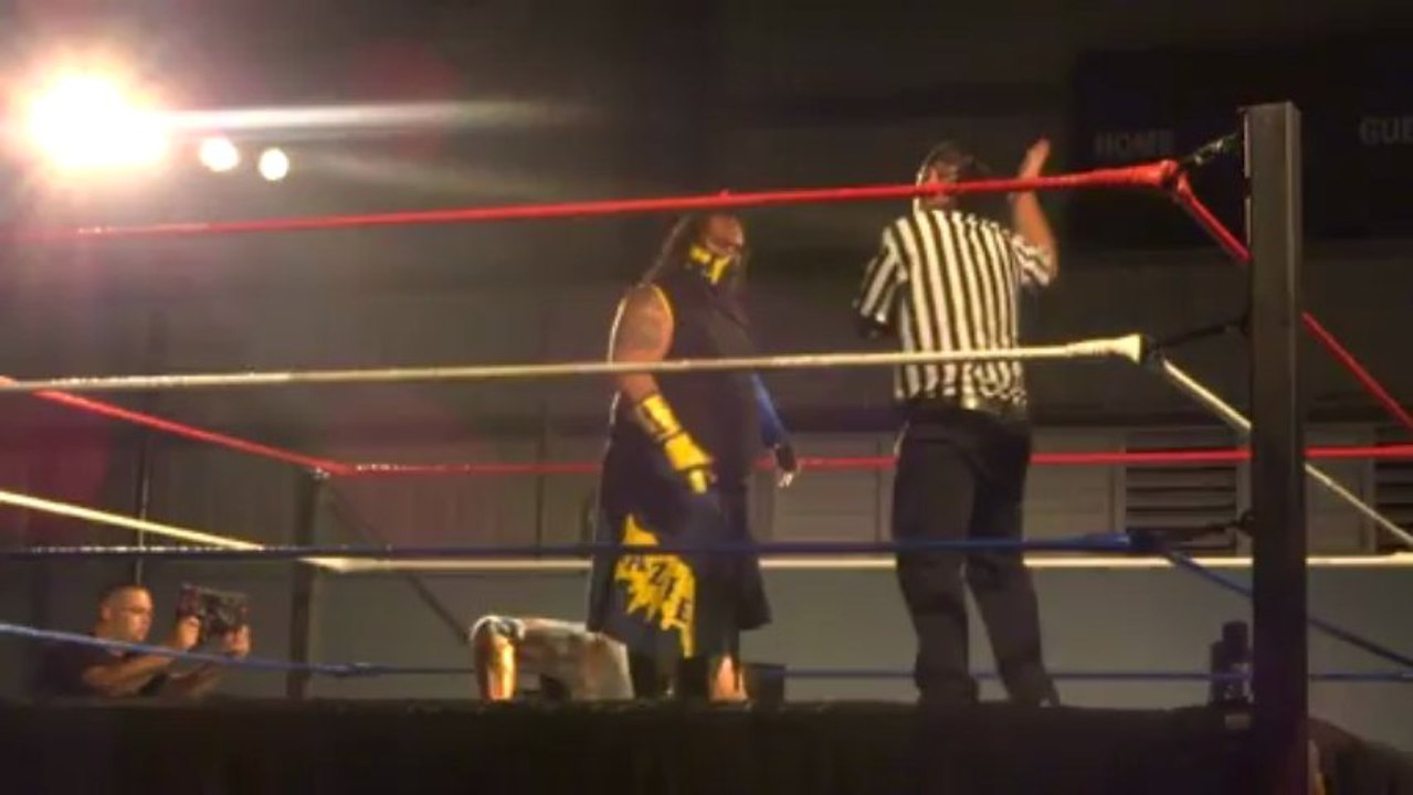 Raziel vs Mike Piconose