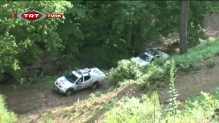 Zor Yollar 104.Bölüm