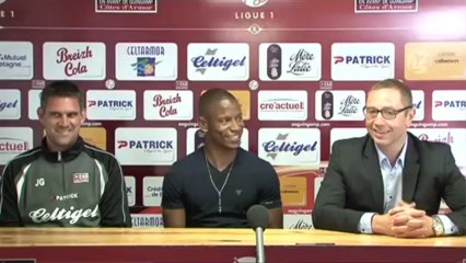 EAG Conférence de presse, présentation Claudio Beauvue