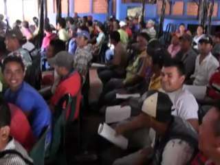 Trabajadores de Montelíbano con mano de obra calificada protestaron al no ser tenidos en cuenta en la convocatoria organizada por GECELCA