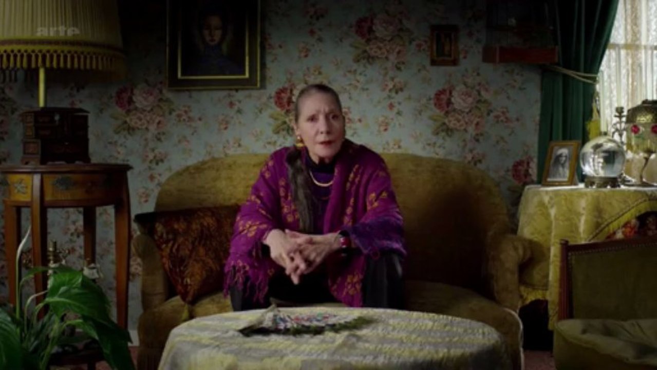 Der gute Samariter - Alte Schachteln