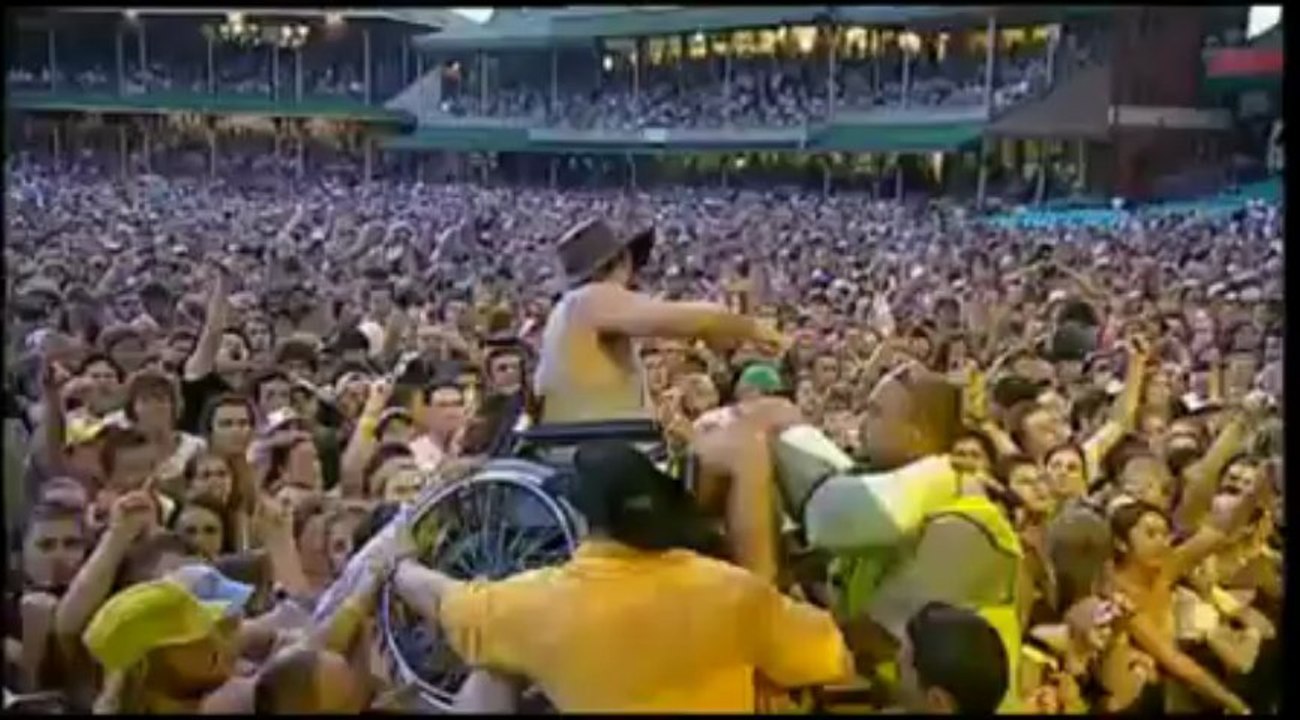 Silverchair - Israel's Son (Waveaid,Gold Coast Australia 05)