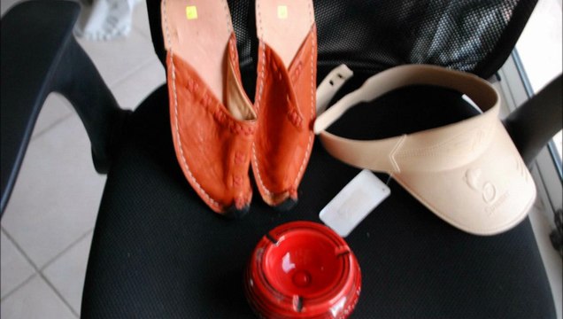 JE VIDE MA MAISON / BROCANTE ANTIQUITE BRIC A BRAC