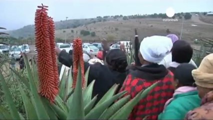 Doctors advise Mandela's family to switch off life support