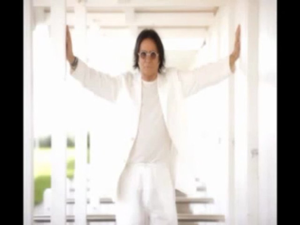 Un_apertura d_ali Renato Zero con testo by Zerale