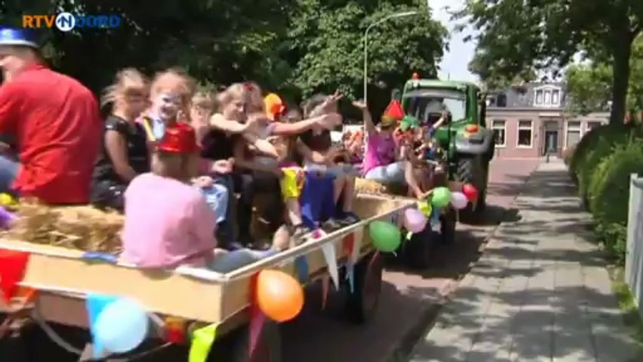 Weemoedig afscheid van CBS Visvliet-Pieterzijl - RTV Noord