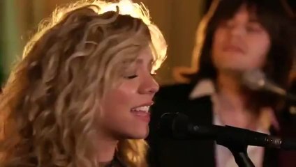 THE BAND PARRY SINGS (Amazing Grace)