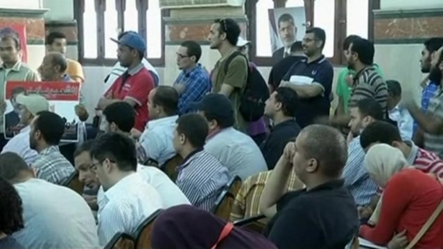 Egypt calls for crackdown against Muslim Brotherhood, as Islamists warn of 'police state'