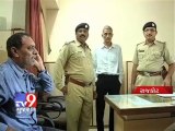 Tv9 Gujarat - One nabbed for cheating people in name of Permanent Job, Rajkot