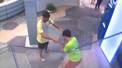 יניב בקטע מצחיק