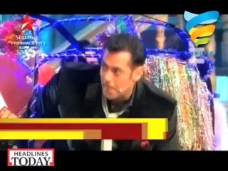 Is Salman Khan into cross dressing