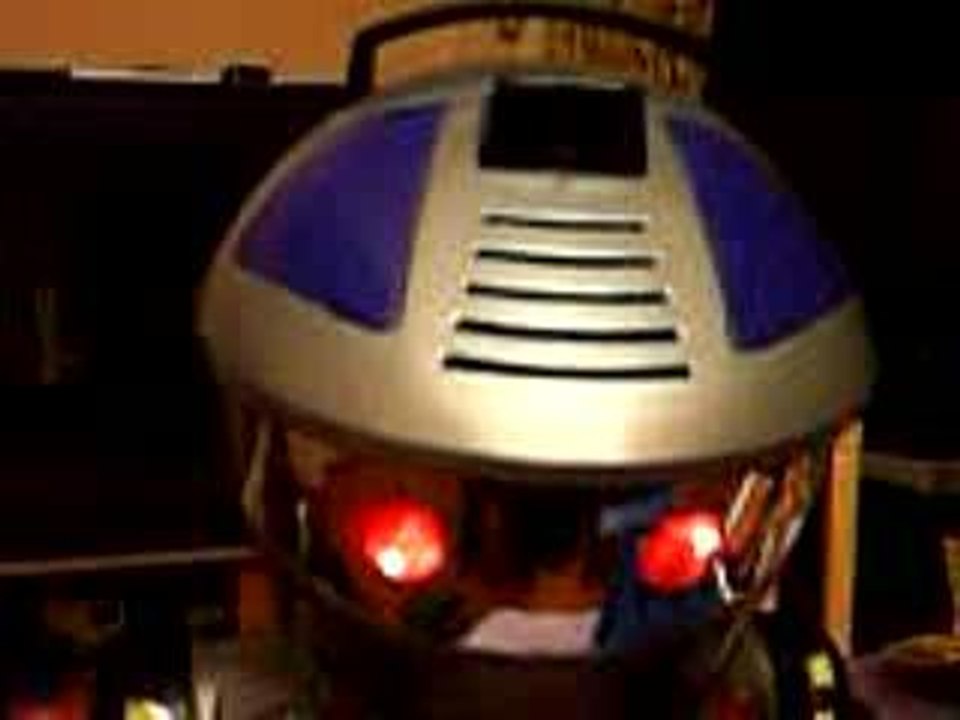 ROBOT EMILIO 2