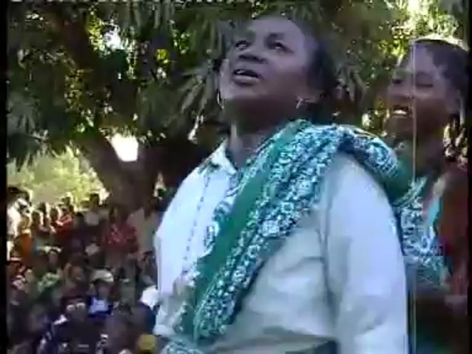 TANTARA - Ampajaka