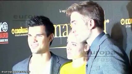 Riley Keough desmiente romance con Pattinson