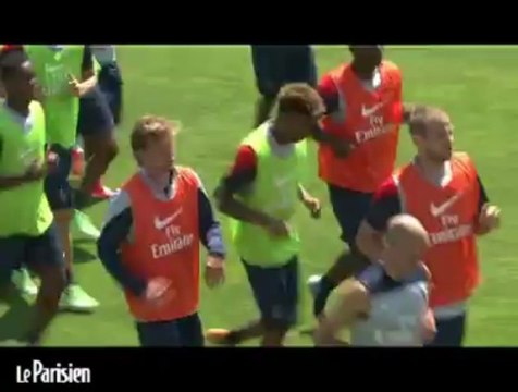 Christophe Jallet : L'arrivée de Cavani et Hernanes au PSG serait une valeur ajoutée