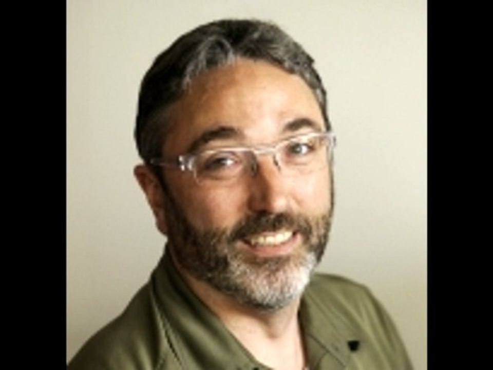 "La chasse aux tics" de Franck Ballanger, journaliste sportif à France Inter