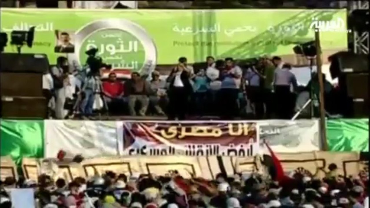 بعد ساعات من خطابه.. النيابة تأمر بإحضار مرشد الإخوان