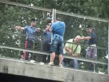 Napoli - I lavoratori dei Cub occupano autostrada -2- (04.07.13)
