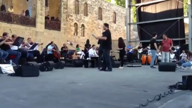 القيصر كاظم الساهر ويسرى محنوش-بروفا أشكيك لمين 2013