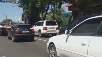 Astuce rapide pour se laver quand on est en retard 🚿