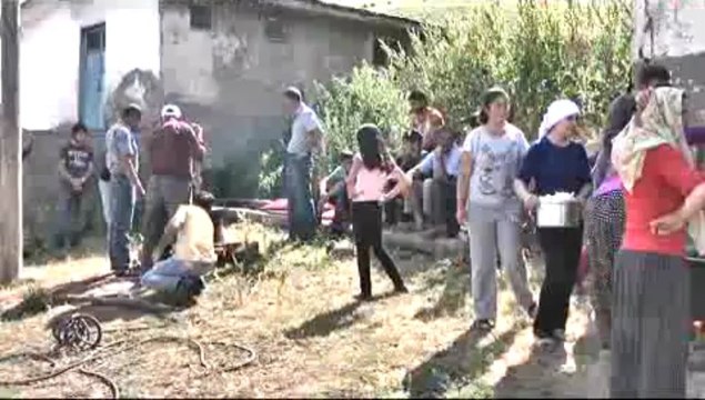 Bu köyde sigara içenleri bakın ne bekliyor