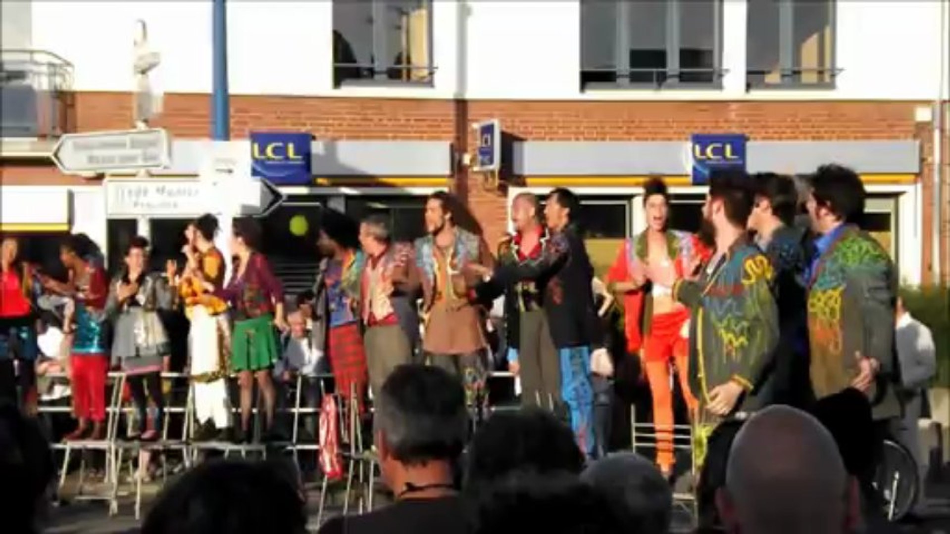 Vivacite: Des comedies musicales.