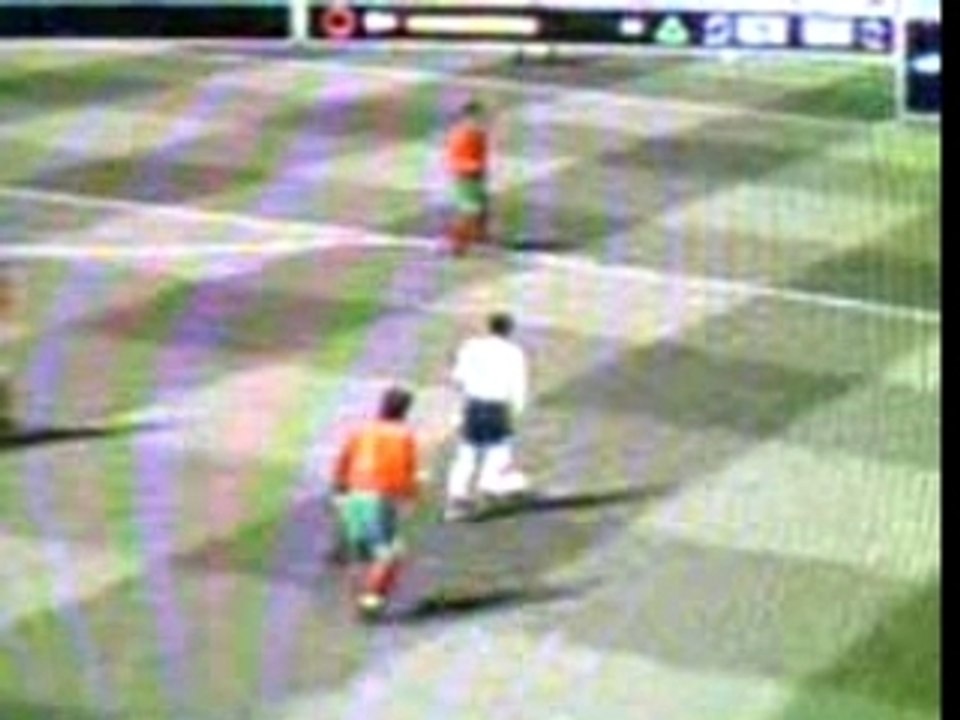But de Saviola contre le Portugal