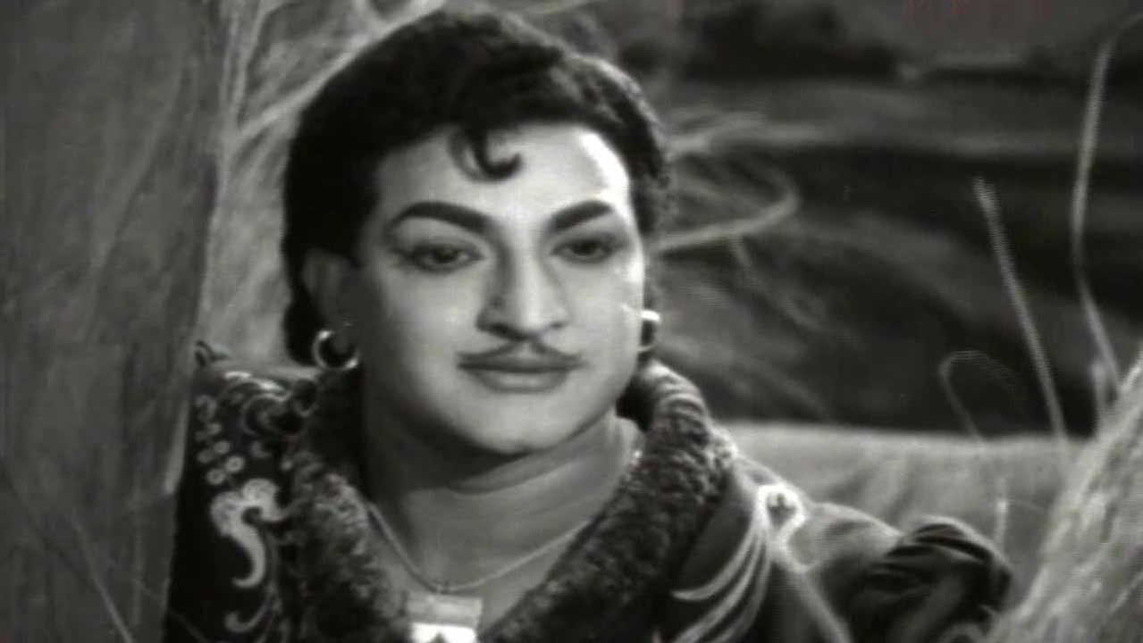 Aggi Pidugu Songs - Yevaranukunnave - N T R, Krishna Kumari, Rajasri